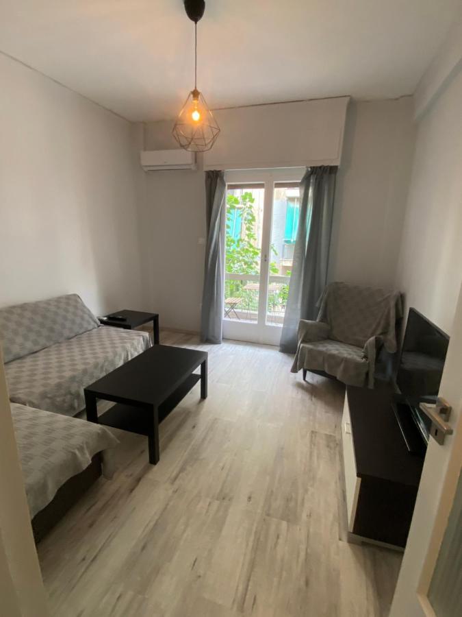 Lovely Apartment/1Bedroom Next To Metro Athens Exterior photo